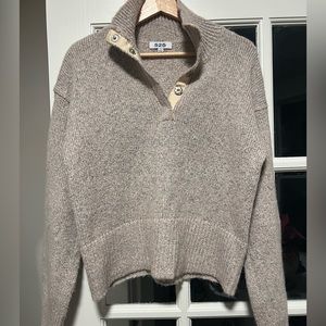 525 Boxy Snap Front Henley